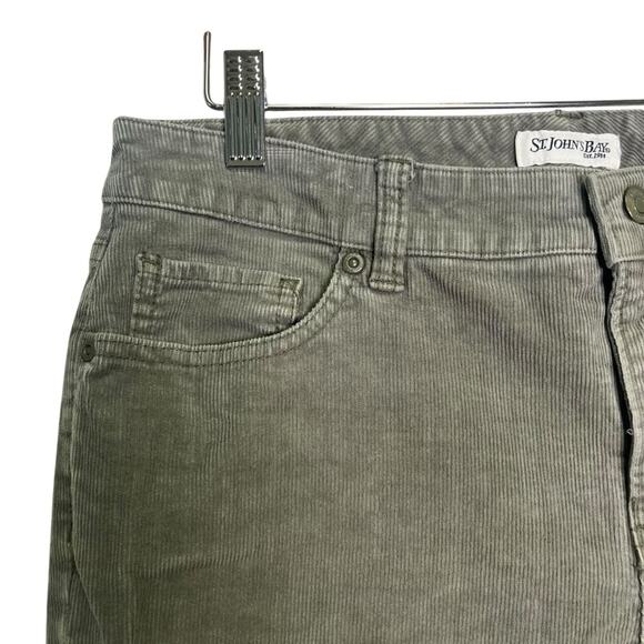 St Johns Bay Straight Leg Corduroy Pants Size 10 Green Colored Simple Fall Basic - Picture 4 of 9